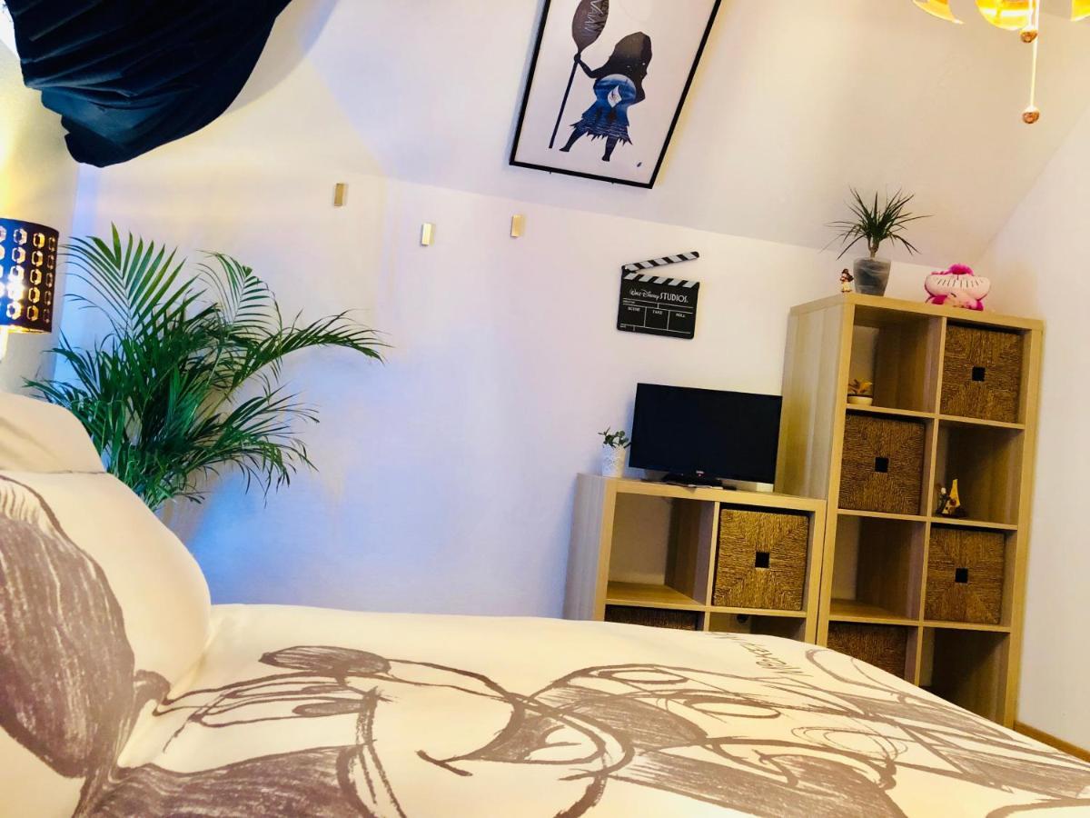 Chambres D'Hotes A Themes A 2,4Km Du Parc Magny-le-Hongre Zewnętrze zdjęcie
