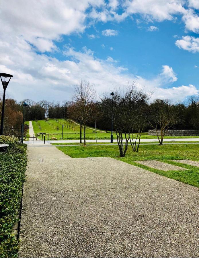 Chambres D'Hotes A Themes A 2,4Km Du Parc Magny-le-Hongre Zewnętrze zdjęcie